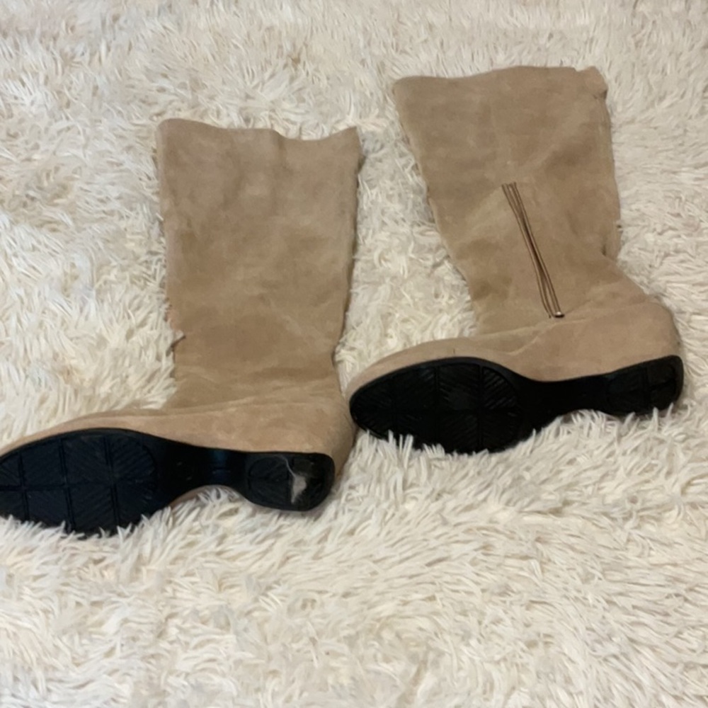 L’Amour Des Pieds Knee high suede boots